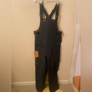 Men’s Never Worn Flylow Firebird Bib Snowpants, medium